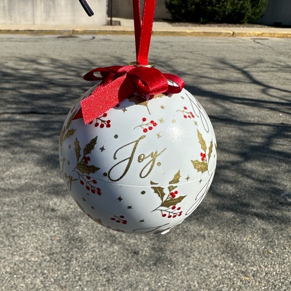 sterling silver M pendant necklace - Picture 2 of 5